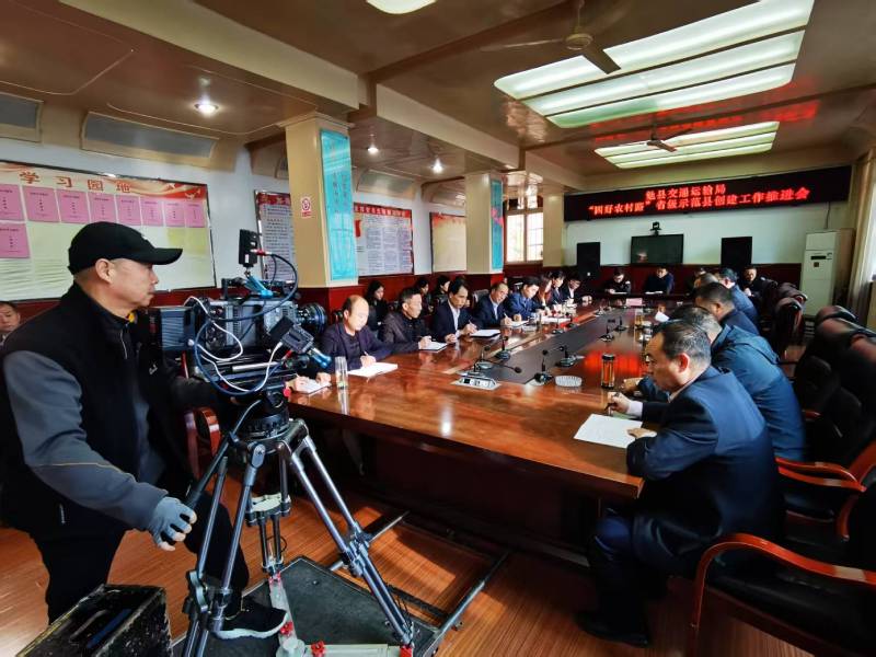 光影铸就品牌传奇——蓝山县极致互动产品宣传视频拍摄